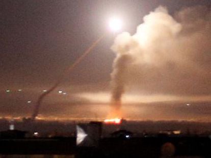 La Guardia Revolucionaria de Teherán disparó 20 cohetes contra bases israelíes en los Altos del Golán