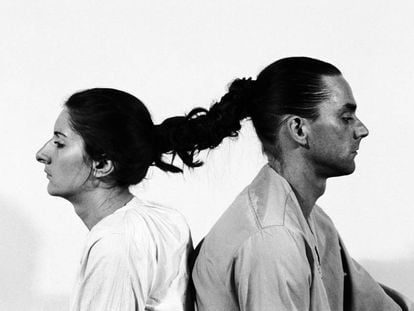 Marina Abramovic y Ulay durante su 'performance' 'Relation in time'.