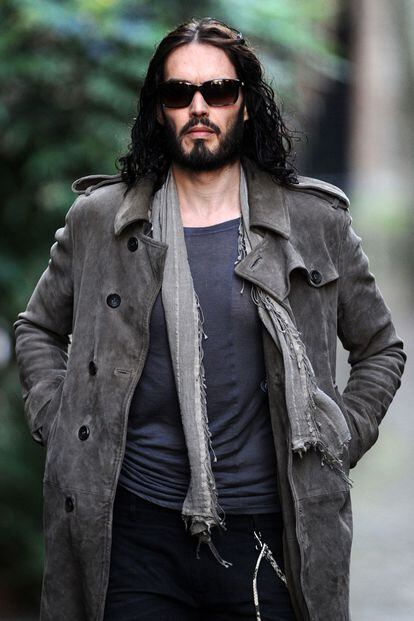 El look de Russel Brand responde más al de roquero que al de bohemio. 