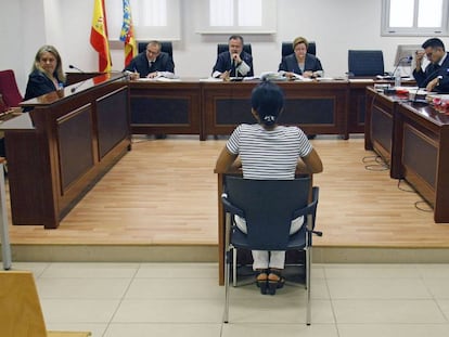 La mujer acusada de secuestrar a su marido para evitar que se operara de un tumor cerebral y optara por seguir tratamientos alternativos.