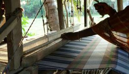 Los artesanos de Tamil Nadu producen coloristas tejidos de algodón que visten a millones de personas en la India rural.