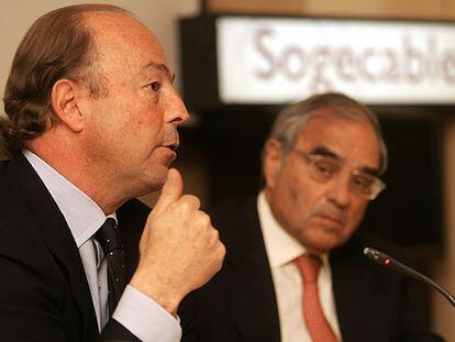 El presidente de Sogecable, Rodolfo Martín Villa (a la derecha) y el consejero delegado, Javier Díez de Polanco.