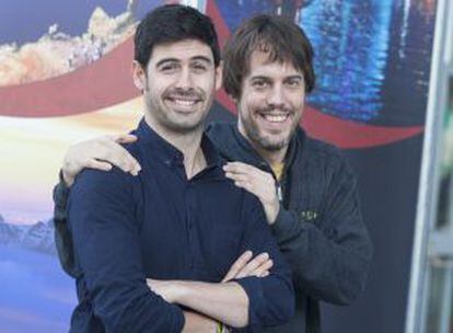 Iosu López (derecha) y Alberto Menéndez, del blog Mochileros TV.