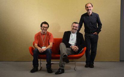 Desde la izquierda, César Rendueles, Manuel Cruz y Daniel Innerarity, en Burgos.