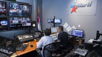 Interior de la sede de Radio y Televisión Martí, en Miami.