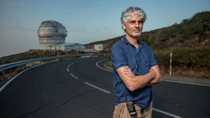 El ingeniero Javier Castro, jefe de Desarrollo del Gran Telescopio Canarias (GRANTECAN). Observatorio del Roque de los Muchachos. Isla de La Palma. 2 de octubre, 2021. Foto: Saúl Ruiz.