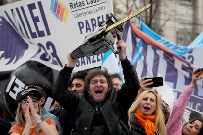 El candidato Javier Milei en un mitin de campaña.