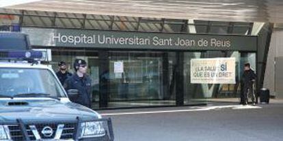 Entrada a l'hospital Sant Joan de Reus.