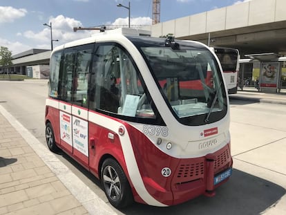 Imagen del autobús autónomo que empezará a funcionar en junio en Seestadt Aspern (Austria).