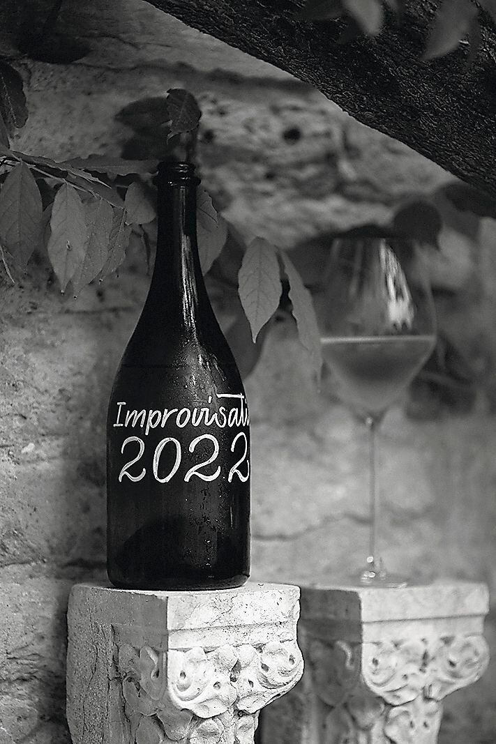 Botella de Improvisation 2022. 