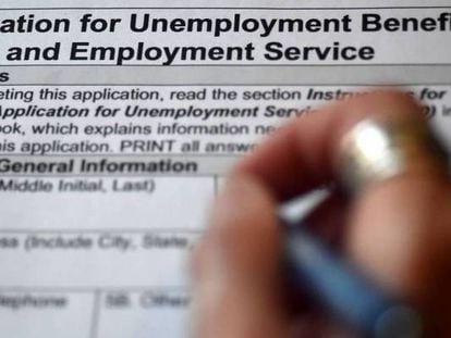 EE UU dispara en 43 millones los solicitantes de ayudas por desempleo en 12 semanas