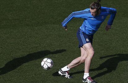 Bale, en un entrenamiento del Madrid.