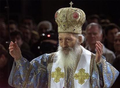 El patriarca Pavle, durante una celebración en 2003.