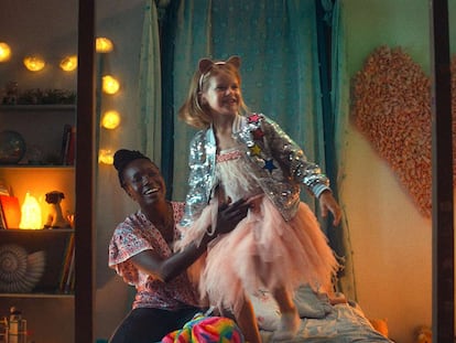 Anna Diop es Aisha, la protagonista de 'Nanny', una historia de terror sobre las cuidadoras migrantes que se llevó el gran premio del jurado en el festival de Sundance.