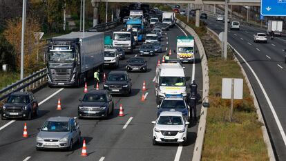 Tráfico en la carretera M-40 de Madrid, el pasado día 1 de diciembre.