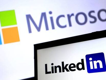 Los logotipos de Microsoft y de la red social LindkedIn
