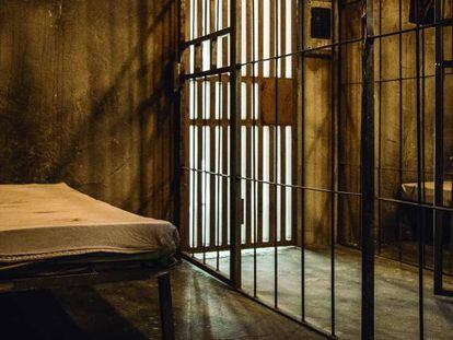 Sala que recrea las celdas de una cárcel, de la que el equipo debe lograr huir.