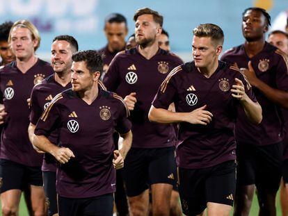 La selección de Alemania durante un entrenamiento.