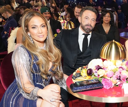 Jennifer Lopez y Ben Affleck, en los 65º Premios Grammy celebrados el domingo en Los Ángeles (California).