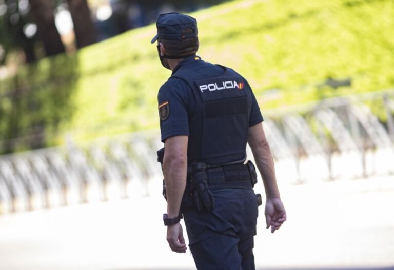 Un agente de la Policía Nacional en Madrid, en una foto de archivo.
