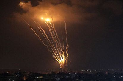 Cohetes disparados pro la Yihad Islámica, en Gaza en la madrugada del sábado.