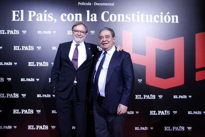 El presidente ejecutivo de PRISA, Juan Luis Cebrián, junto al presidente de PRISA RADIO, Augusto Delkáder.