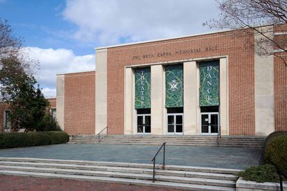 Sala conmemorativa del Phi Beta Kappa en el College of William and Mary en Williamsburg, Virginia.