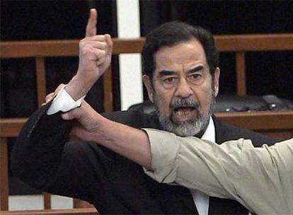 Sadam Husein grita "¡Allahu Akbar!" (¡Alá es grande!) tras conocer su sentencia a muerte el pasado 5 de noviembre