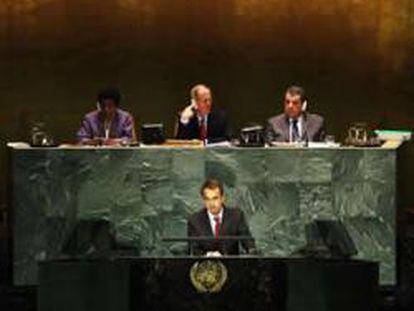 El presidente del Gobierno, José Luis Rodríguez Zapatero, durante su intervención esta tarde en la sede de la ONU
