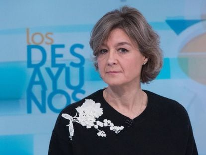 FOTO: Isabel García Tejerina, vicesecretaria de Acción Social del PP, entrevista en TVE. / VÍDEO: García Tejerina matiza sus palabras en los pasillos del Congreso tras asistir al programa de TVE.