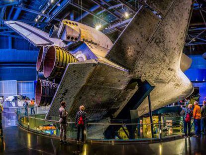 El transbordador 'Atlantis' expuesto en el Kennedy Space Center, en Florida.