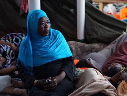 Malta e Italia aceptan evacuar a dos mujeres y un hombre por razones médicas