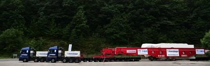 Un convoy entre Pasajes (Gipuzkoa) y Sangüesa (Navarra) organizado por Tiba.