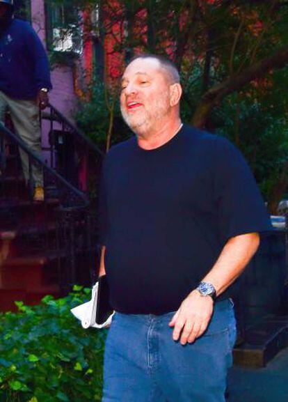 Harvey Weinstein, paseando por el Soho neoyorquino el pasado viernes.