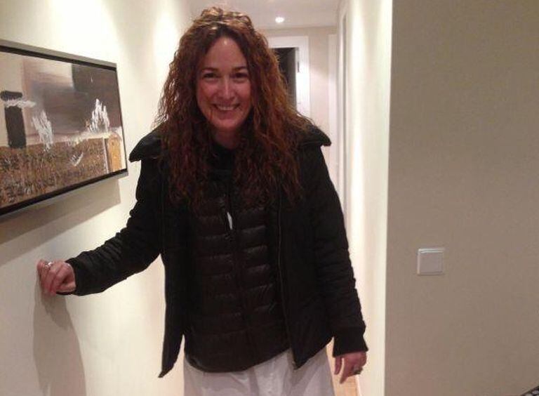 Anna Palomares, en si vivienda de Girona.