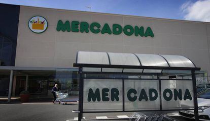 Un supermercat de la cadena Mercadona a Terrassa.
