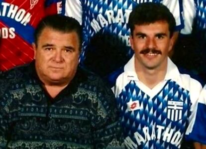 Ferenc Puskas y Ange Postecoglou, a principios de los noventa en el South Melbourne Hellas.