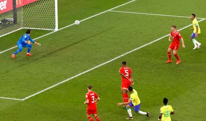 Casemiro marca el único gol del partido.
