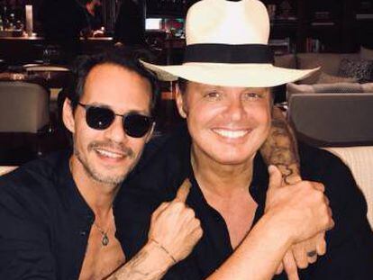 Marc Anthony, a la izquierda, y Luis Miguel.