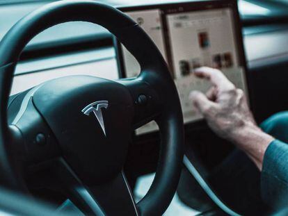 Los propietarios de algunos Tesla, sorprendidos por la última actualización