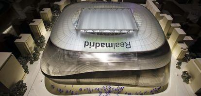 Maqueta presentada por el Real Madrid sobre el proyecto ganador de la reforma del Bernabéu.