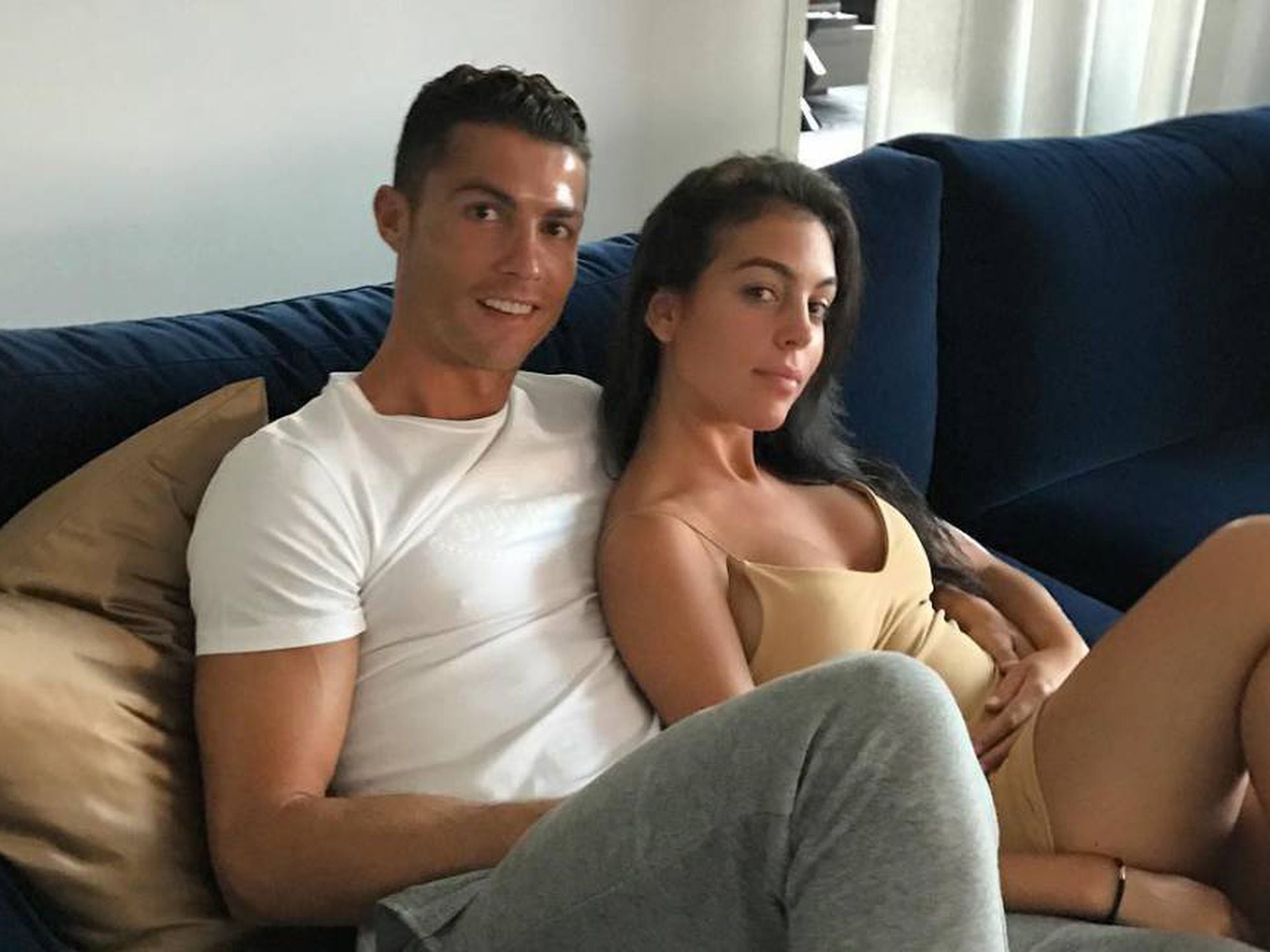 Georgina Rodríguez: Cristiano Ronaldo oficializa su relación en Instagram y desata los rumores | Gente | EL PAÍS