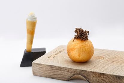 La propuesta gastronómica de este cocinero está marcada por el entorno que le rodea, cubierto de vides, pinos, encinas, verduras, en su mayoría procedentes de la vecina Tudela de Duero, aunque algunas ya salen del huerto ecológico recién plantado en la parte trasera del hotel, próximo al río Duero. 
