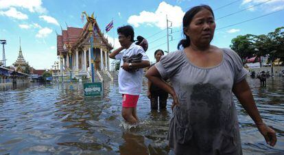 Las riadas asolan la ciudad de Bangkok, en Tailandia