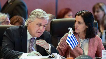 El ministro de Exteriores de Uruguay, Francisco Bustillo, participa de la reunión de cancilleres del Mercosur, el 20 de julio de 2022 en Asunción.