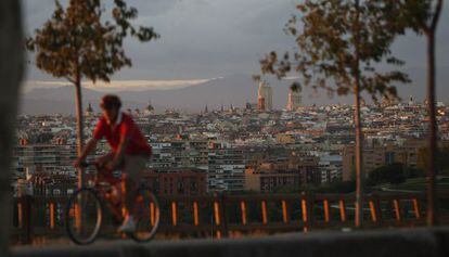 Vista de Madrid desde el mirador de Entrevías.