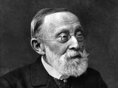 Rudolf Virchow (1821-1902), científico, antropólogo, médico, patólogo y político alemán, retratado hacia el año 1900.