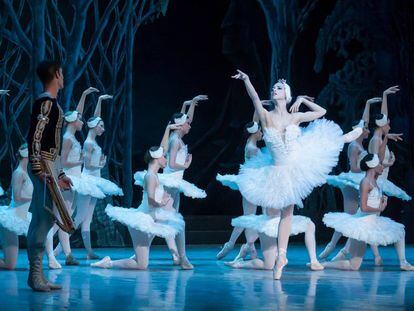 El 'Lago de los Cisnes', por el Ballet Nacional de Cuba.