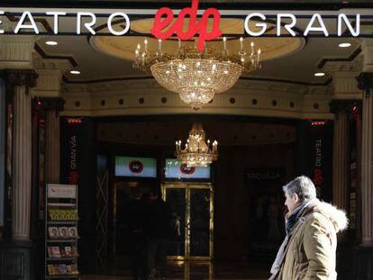 El teatro que convierte los aplausos y vítores del público en energía