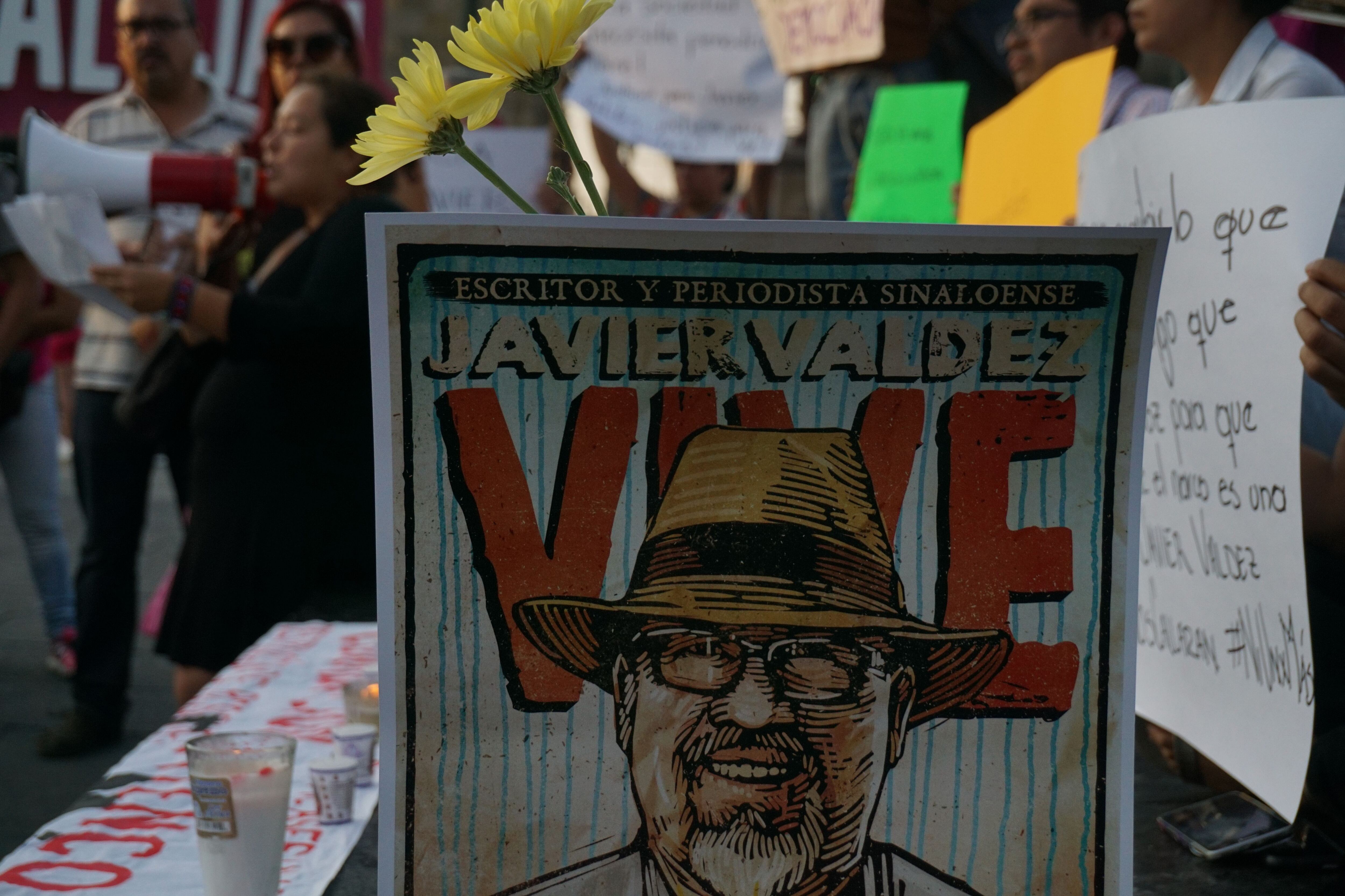 Periodistas mexicanos participan en una protesta en julio de 2017, tras el homicidio de Javier Valdez. 